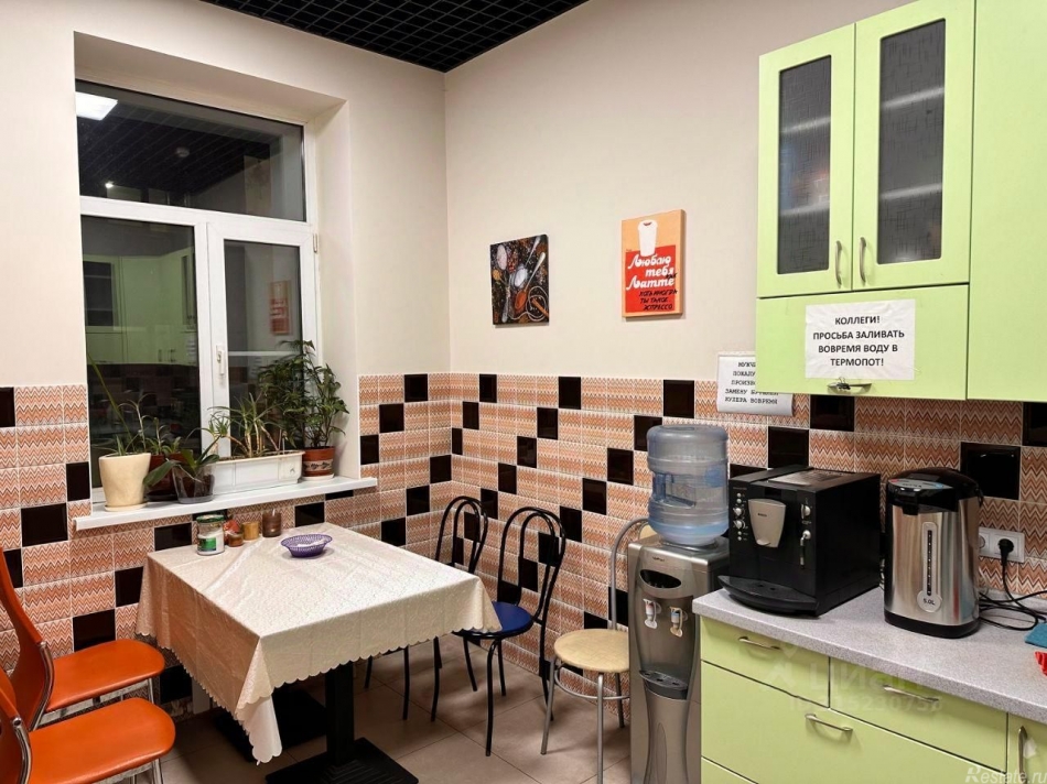 Продажа отдельного здания ул Кирпичная,  д. 6