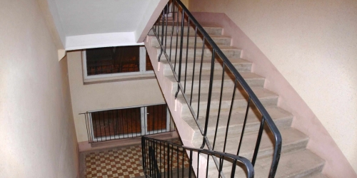 3-комн квартира Гатчина г, Крупской ул ,  д. 5