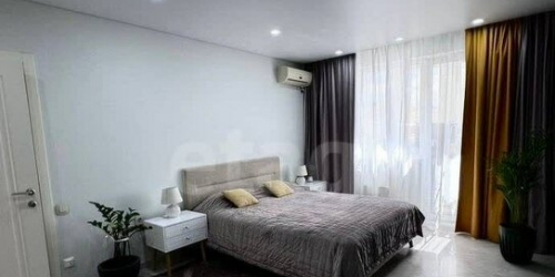 2-комн квартира Защитников Москвы пр-кт,  д. 14