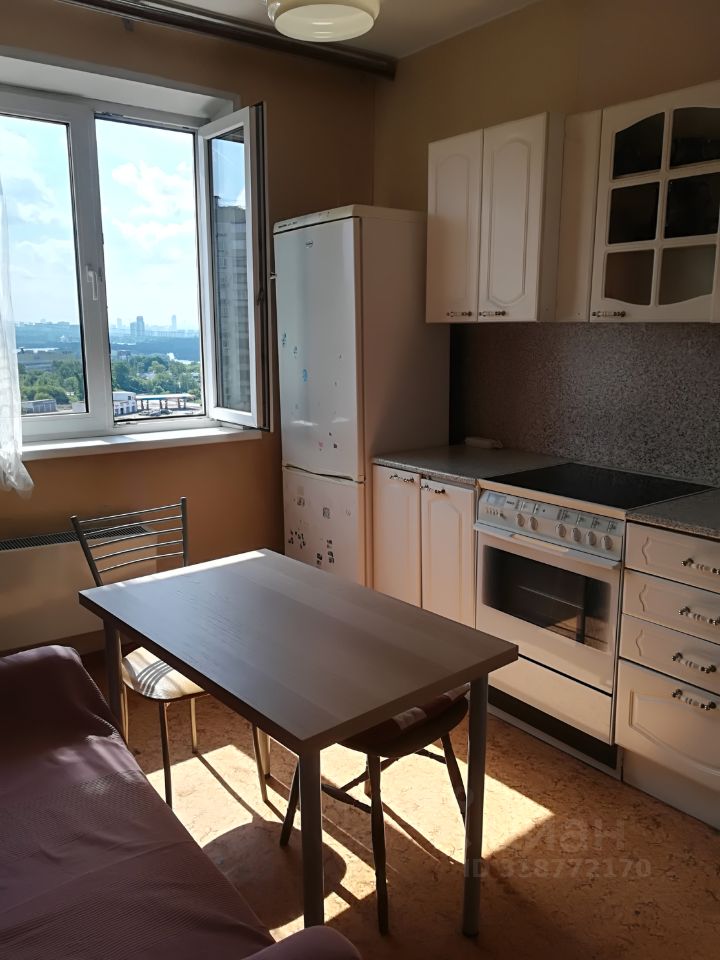 Продажа 2-комн квартиры на вторичном рынке Пятницкое шоссе, 7