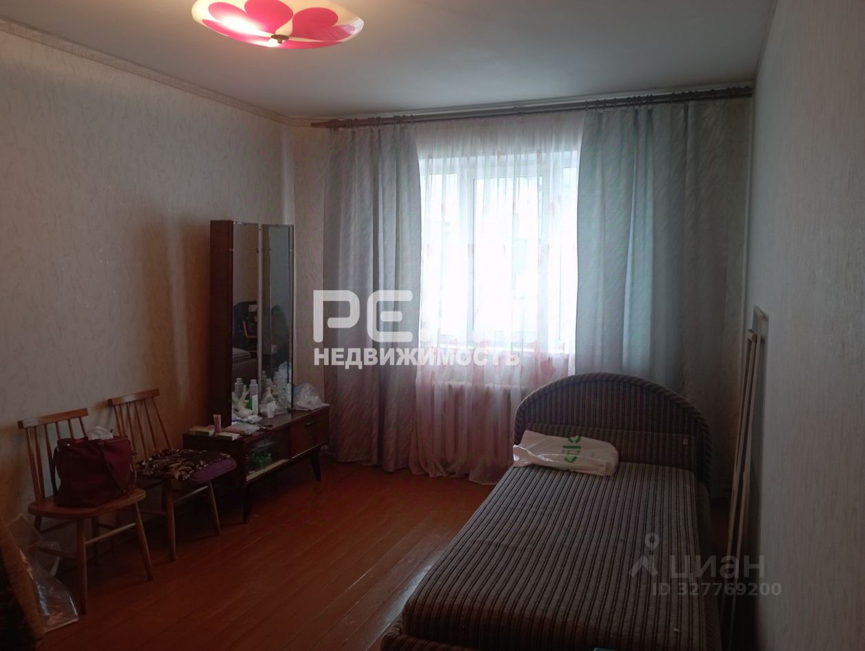 Продажа 2-комн квартиры на вторичном рынке пос. Новый Свет, 4