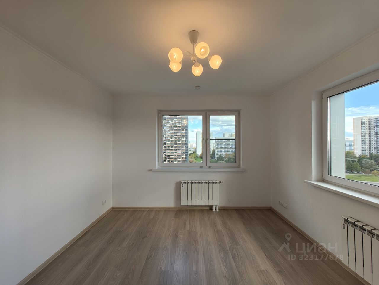 Продажа 3-комн квартиры на вторичном рынке Балаклавский проспект, 17