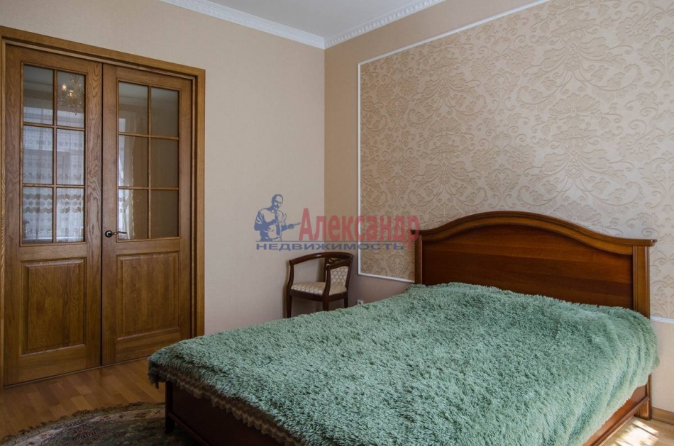 Продажа 3-комн квартиры на вторичном рынке Карташихина ул. ,  д. 10/97