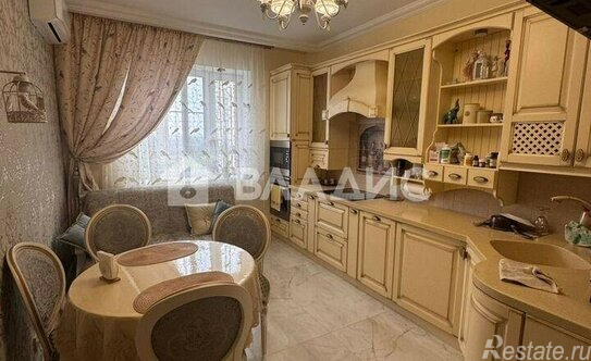 Продажа 2-комн квартиры на вторичном рынке Красногорск, Просторная улица,  д. 9