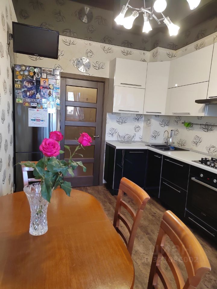 Продажа 3-комн квартиры на вторичном рынке пос. Тельмана, 11к2