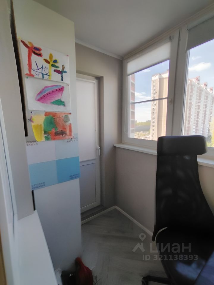 Продажа 4-комн квартиры на вторичном рынке Химки, Совхозная улица, 29