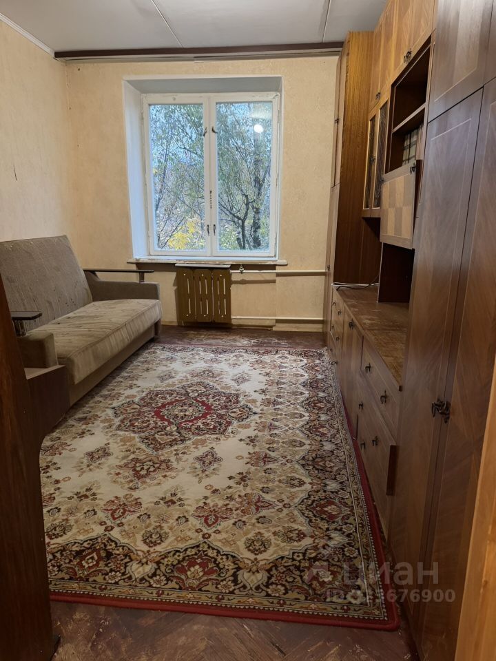 Продажа 2-комн квартиры на вторичном рынке улица Марии Ульяновой, 9К1