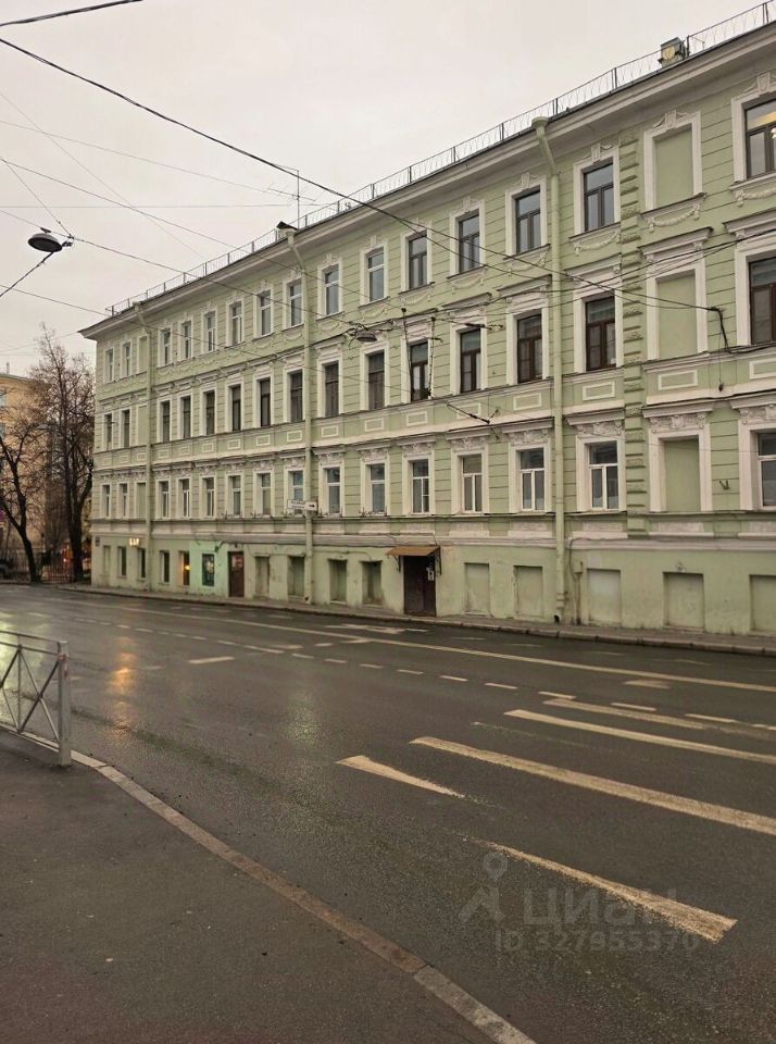 Продажа 3-комн квартиры на вторичном рынке улица Большая Зеленина, 44/6