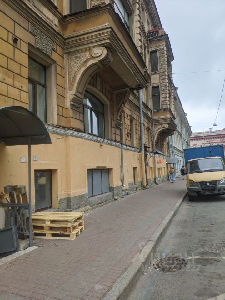 Продажа комнаты Захарьевская улица, 3