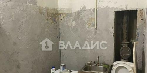 1-комн квартира Малахитовая улица,  д. 21