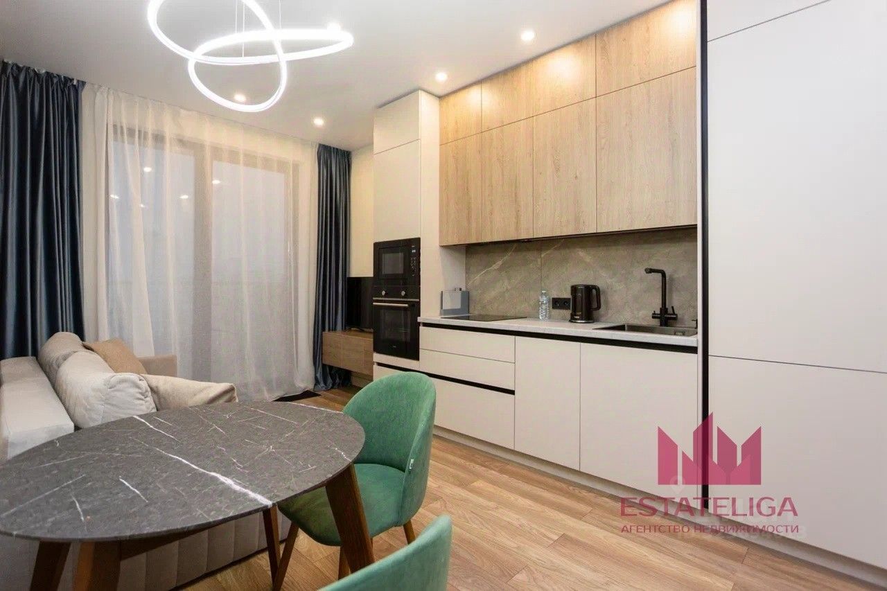 Аренда 2-комн квартиры на вторичном рынке Нагатинская набережная, 10А