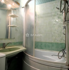 Продажа 2-комн квартиры на вторичном рынке Вешняковская улица,  д. 11 к1