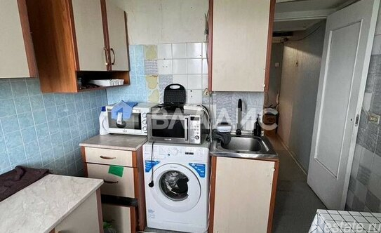 Продажа 3-комн квартиры на вторичном рынке Светлановский пр-кт,  д. 48/19