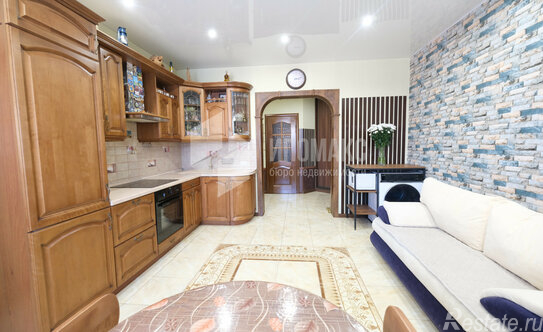 Продажа 2-комн квартиры на вторичном рынке Наро-Фоминский городской округ, Клубная улица