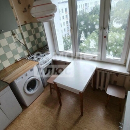 Продажа 2-комн квартиры на вторичном рынке улица Архитектора Власова,  д. 43