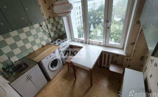 Продажа 2-комн квартиры на вторичном рынке улица Архитектора Власова,  д. 43