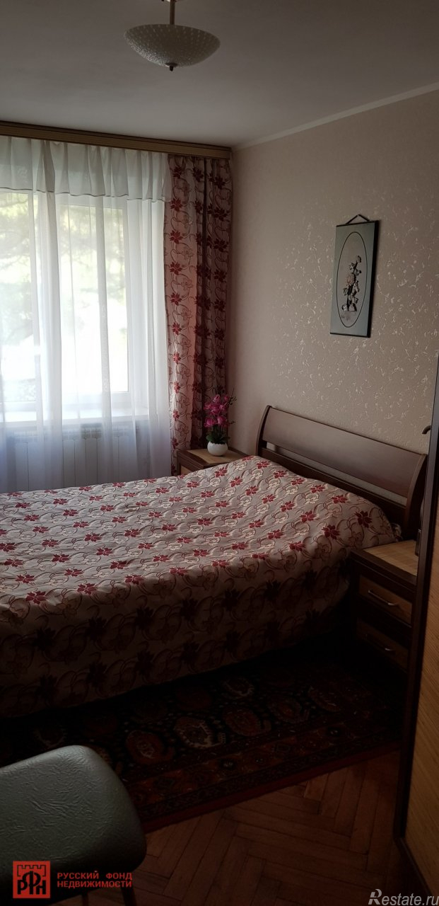 Продажа 3-комн квартиры на вторичном рынке Выборг г., Мира ул. ,  д. 19