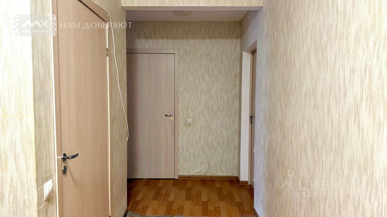 Продажа 3-комн квартиры на вторичном рынке Новоколомяжский проспект, 12К1