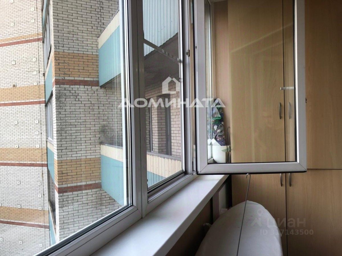 Продажа 3-комн квартиры на вторичном рынке проспект Наставников, 36к2
