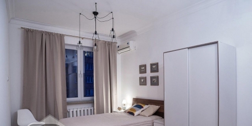 2-комн квартира Маршала Бирюзова улица, дом 7