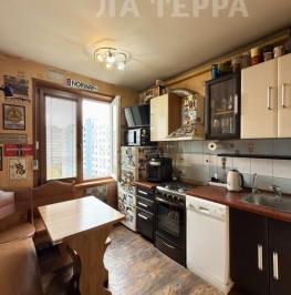 Продажа 1-комн квартиры на вторичном рынке Черепановых проезд, 72