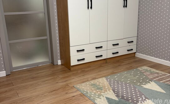 Продажа 2-комн квартиры на вторичном рынке улица Маршала Полубоярова,  д. 24 к1