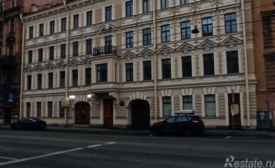 Продажа 3-комн квартиры на вторичном рынке улица Марата,  д. 52