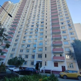 Продажа 2-комн квартиры на вторичном рынке Сивашская улица,  д. 9