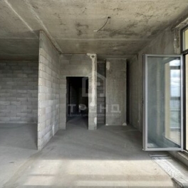 Продажа 5-комн квартиры на вторичном рынке Энгельса пр-кт,  д. 2 с1