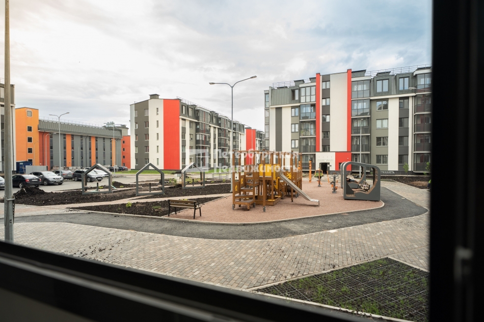 Продажа 2-комн квартиры на вторичном рынке ул Камероновская, д 18 к 1