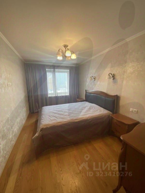 Продажа 3-комн квартиры на вторичном рынке 2-я Хуторская улица, 11