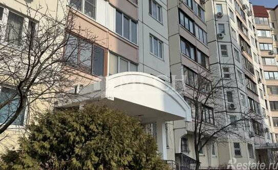 Продажа 1-комн квартиры на вторичном рынке Изюмская улица,  д. 28