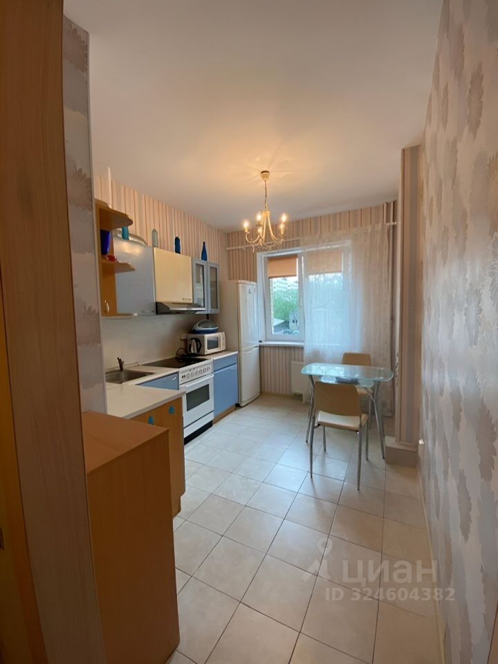 Аренда 1-комн квартиры на вторичном рынке проспект Большевиков, 11к2