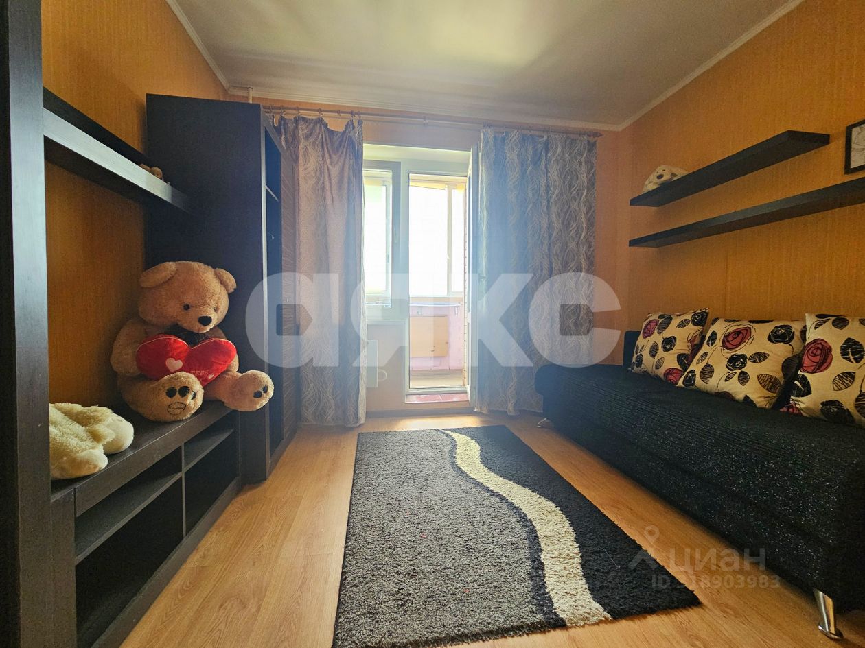 Продажа 1-комн квартиры на вторичном рынке Центральный мкр, улица Хрипунова,  д. 1