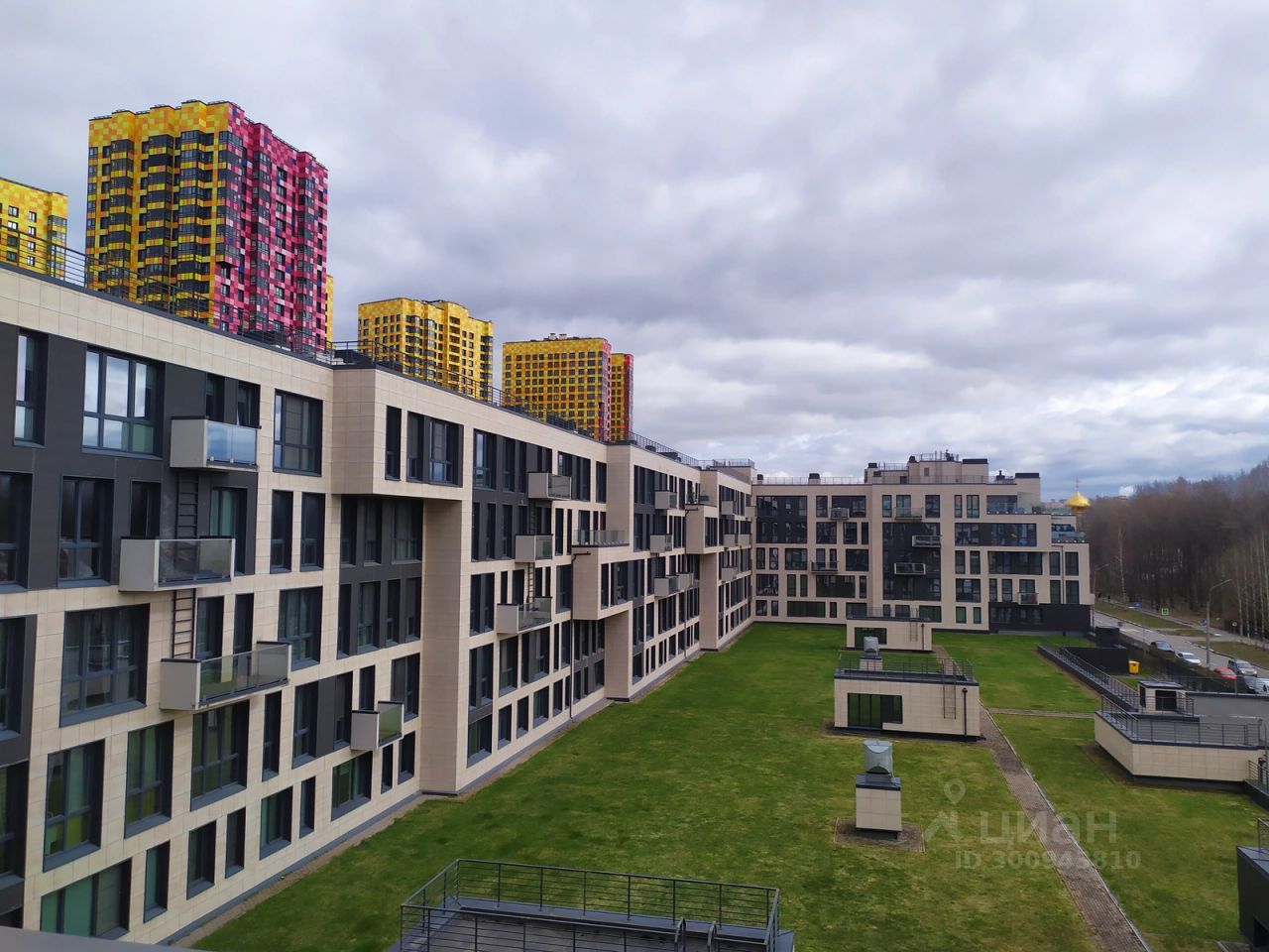 Продажа 2-комн квартиры на вторичном рынке Нижне-Каменская улица, 7к1