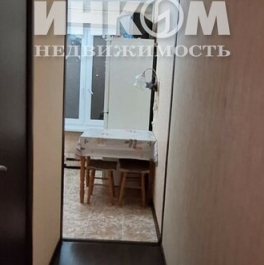 Продажа 2-комн квартиры на вторичном рынке ул Фомичёвой,  д. 3,  к. 1