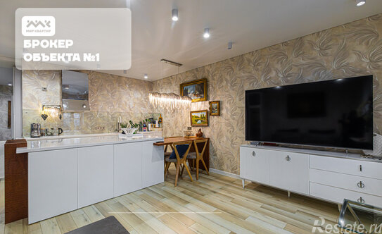 Продажа 3-комн квартиры на вторичном рынке Петровский пр-кт,  д. 20,  к. 5