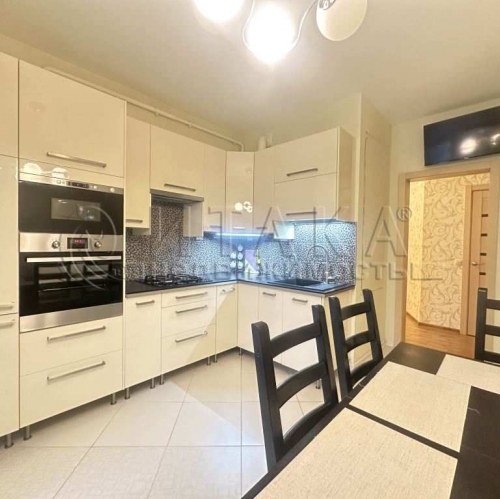 3-комн квартира Всеволожск, Центральная (Южный) ул., д. 2