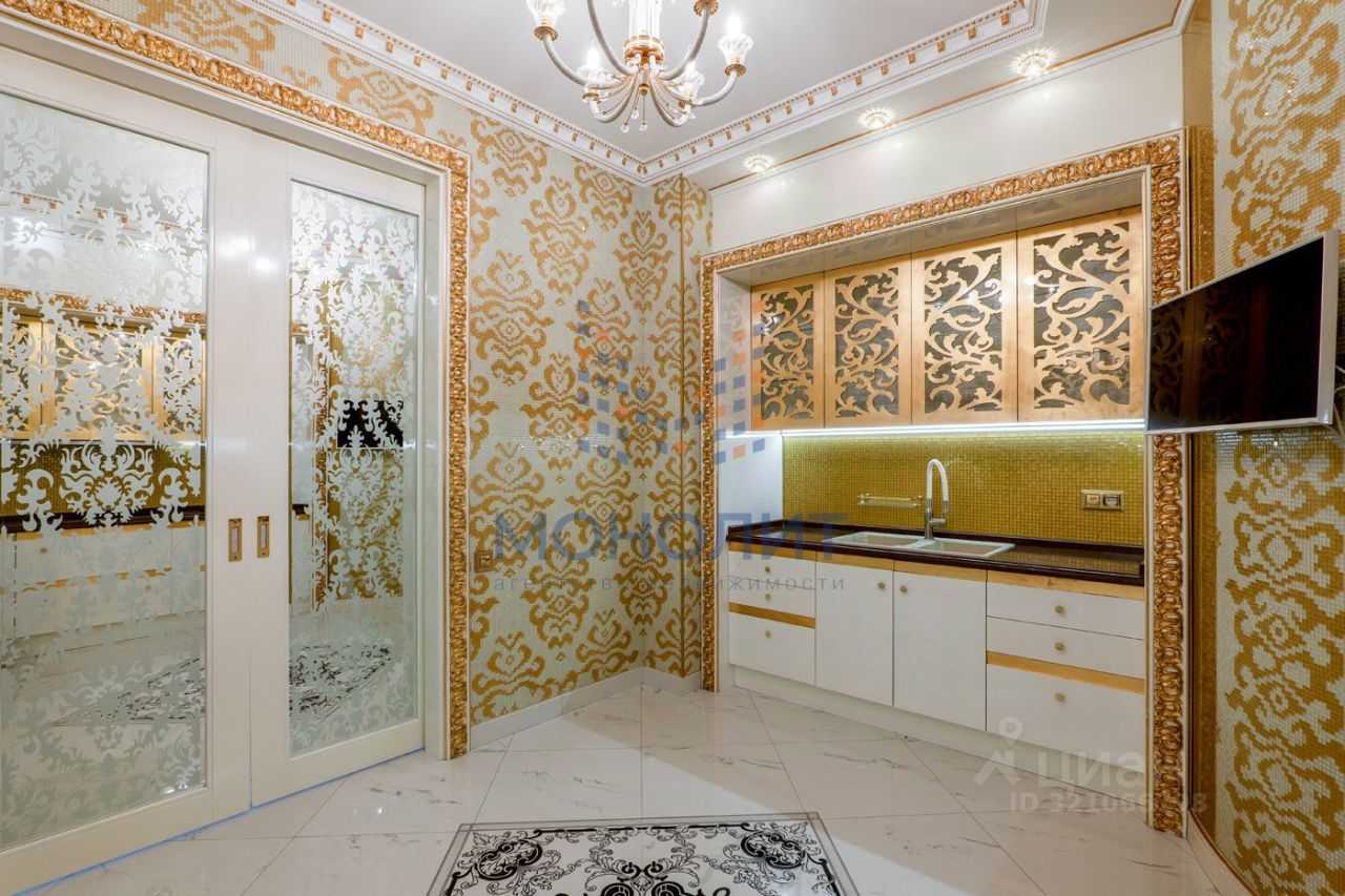 Продажа 4-комн квартиры на вторичном рынке Староволынская улица, 12к3
