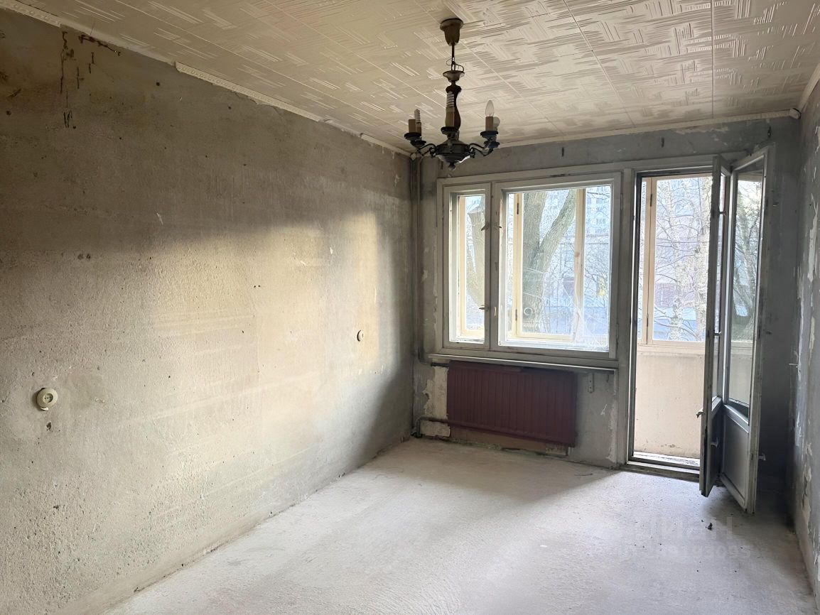 Продажа 3-комн квартиры на вторичном рынке улица Стойкости, 26К1