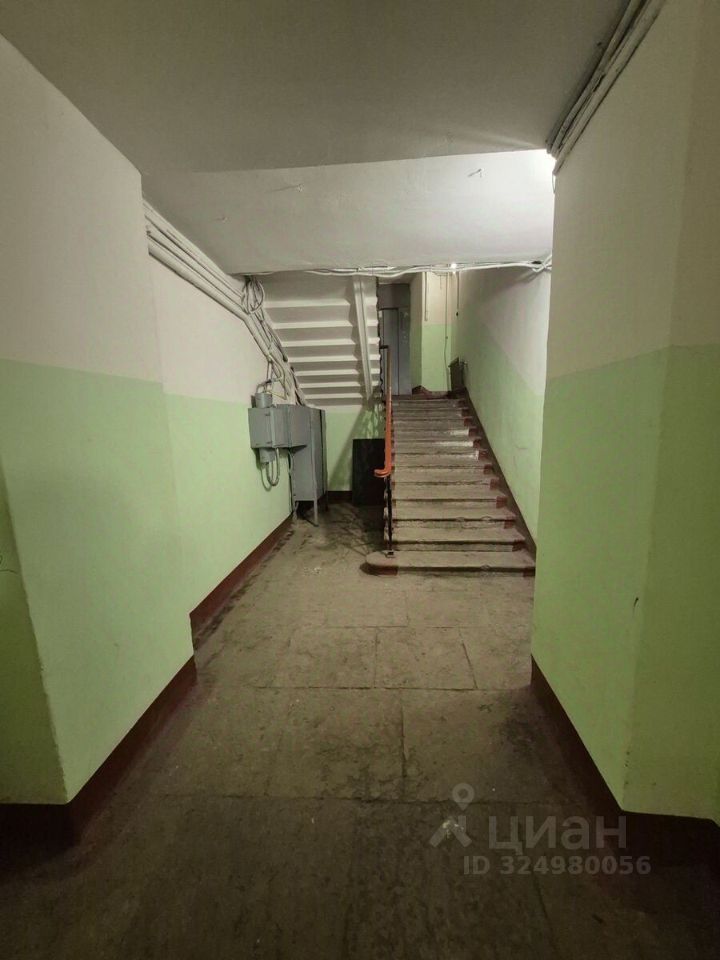 Продажа 6-комн квартиры на вторичном рынке проспект Обуховской обороны, 81