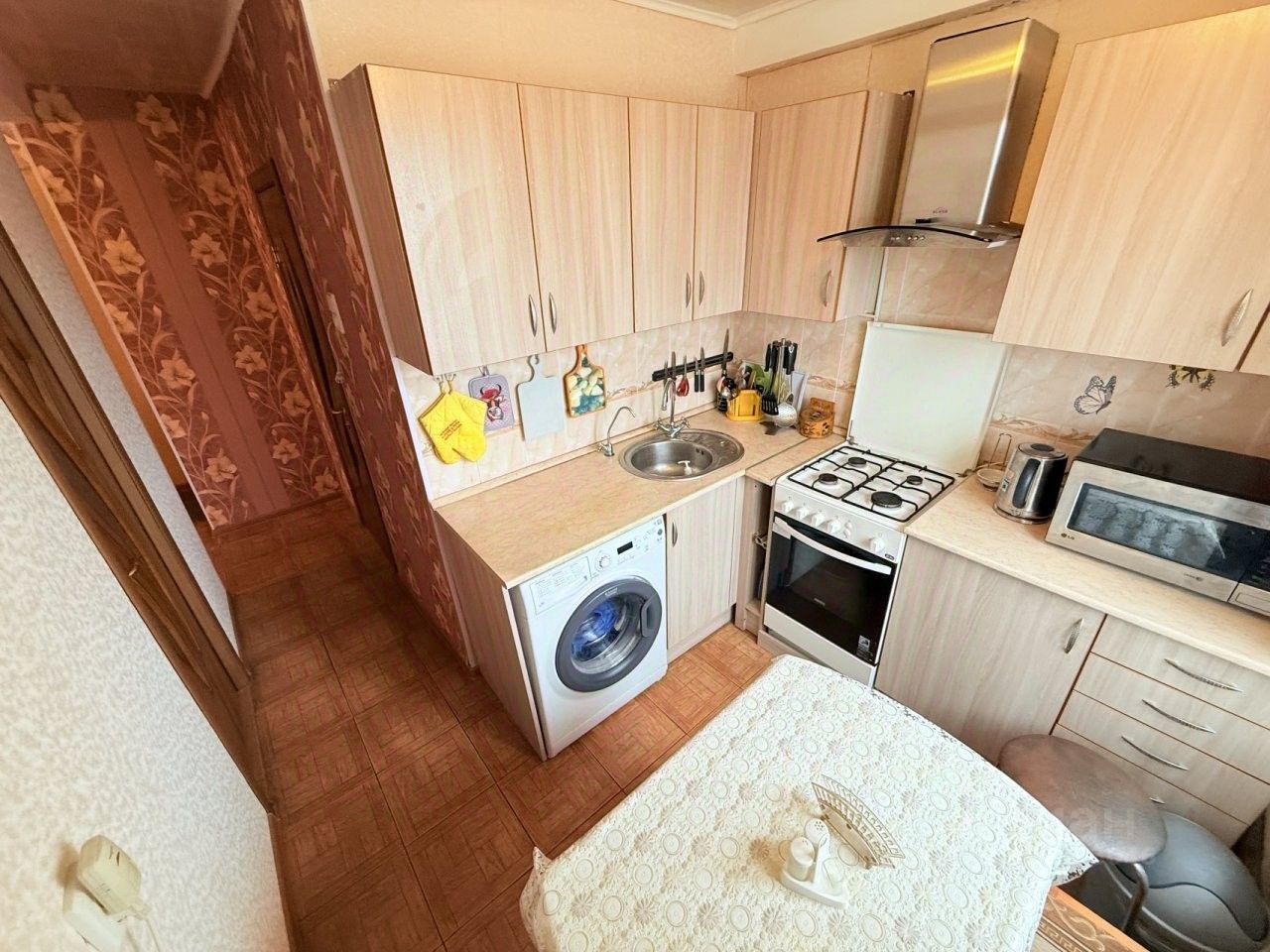 Продажа 2-комн квартиры на вторичном рынке пос. Первомайское, улица Ленина, 63