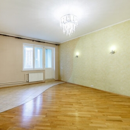 Продажа 3-комн квартиры на вторичном рынке улица Новаторов,  д. 34 к7