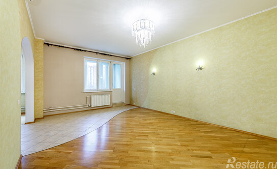 Продажа 3-комн квартиры на вторичном рынке улица Новаторов,  д. 34 к7
