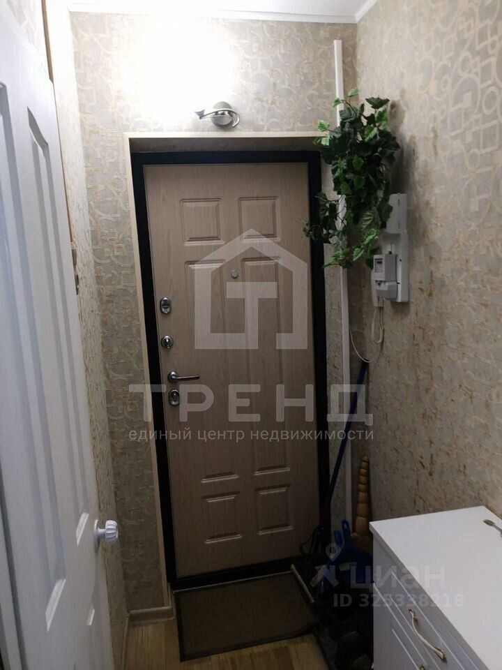 Продажа 3-комн квартиры на вторичном рынке улица Карпинского, 26