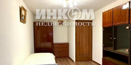 2-комн квартира улица Генерала Антонова,  д. 8