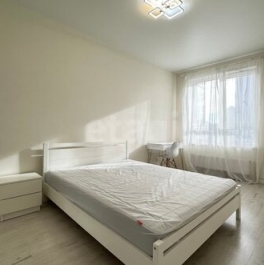 Продажа 1-комн квартиры на вторичном рынке проспект Авиаконструкторов,  д. 61