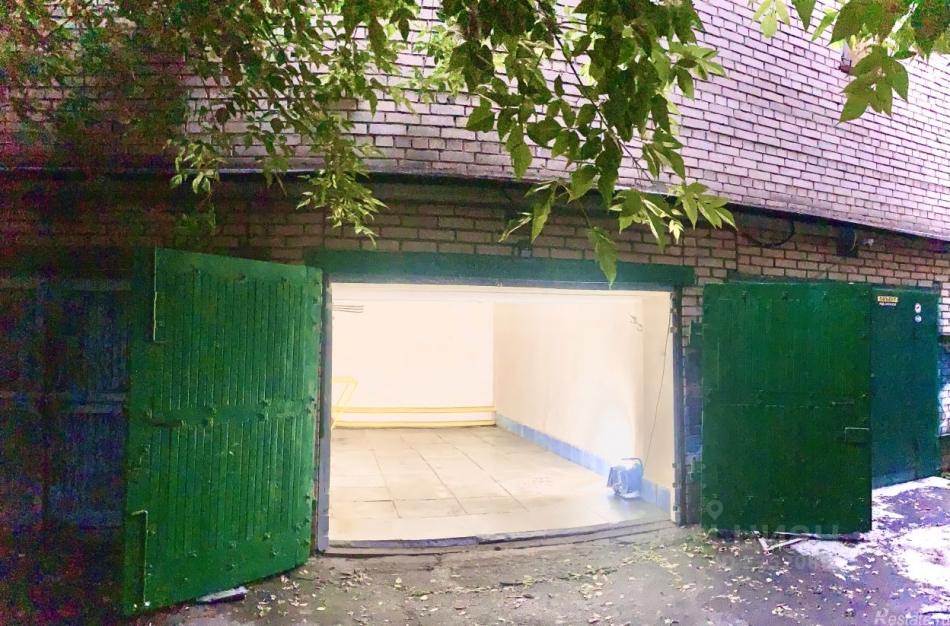 Аренда гаража Смольная улица,  д. 35 с2