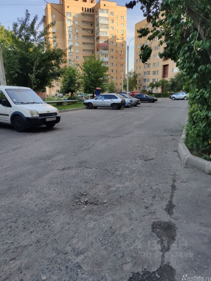 Продажа 2-комн квартиры на вторичном рынке Серпухов, Московское ш., 40