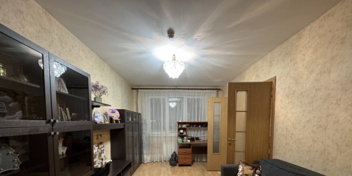 2-комн квартира Шушары пос., Полоцкая (Славянка) ул. ,  д. 4,  к. 1